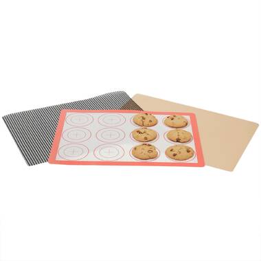 Tovolo Pro-Grade Sil 1/2 Sheet Pan Mat with Grid for Baking