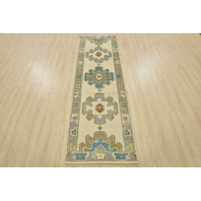 Tapis blanc unique de 2 pi 6 po x 7 pi 11 po