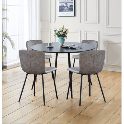 Mose 4 - Person Dining Set