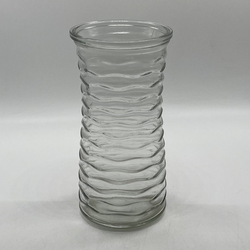 Vase transparent à motif texturé