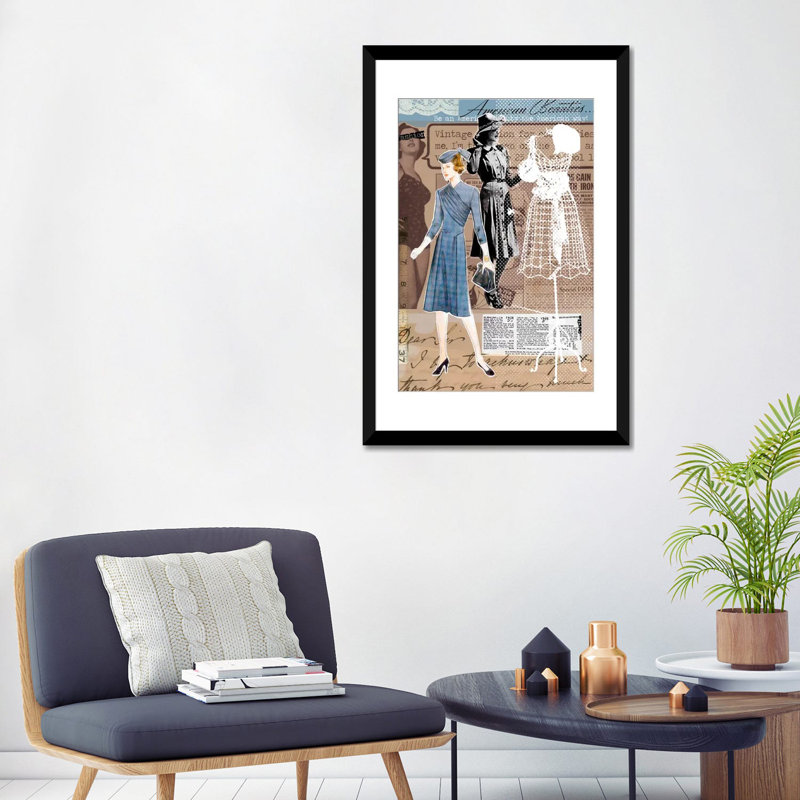 «Vintage Fashion # 1» par Luz, impression sur toile tendue, H 24 po x l 16 po x P 1 po, Papier avec cadre noir, Blanc