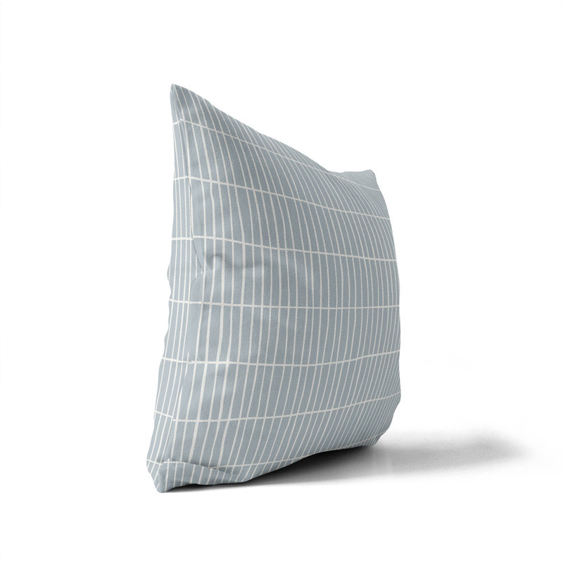 Coussin Snow Fence, Bleu ardoise / bleu géométrique, H 26 po x l 26 po