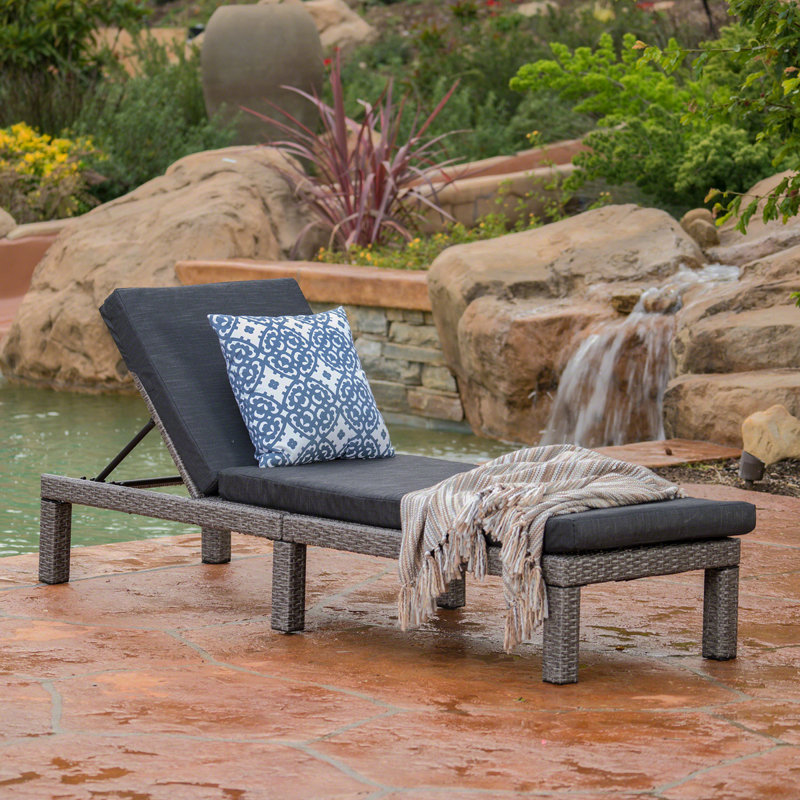 PUERTA KD CHAISE LOUNGE