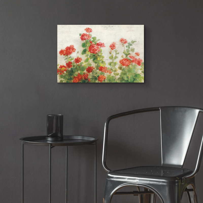  «Red Geraniums On White V2» par Danhui Nai, art mural en verre acrylique, 24 po x 16 po