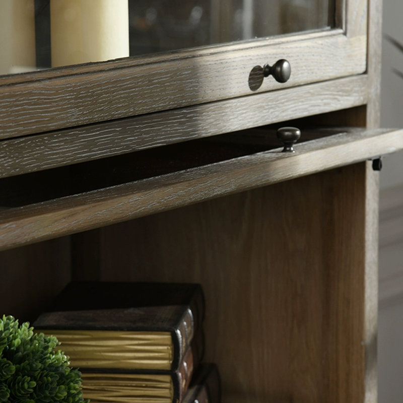 Image couleur solide + bois manufacturé + vitrines