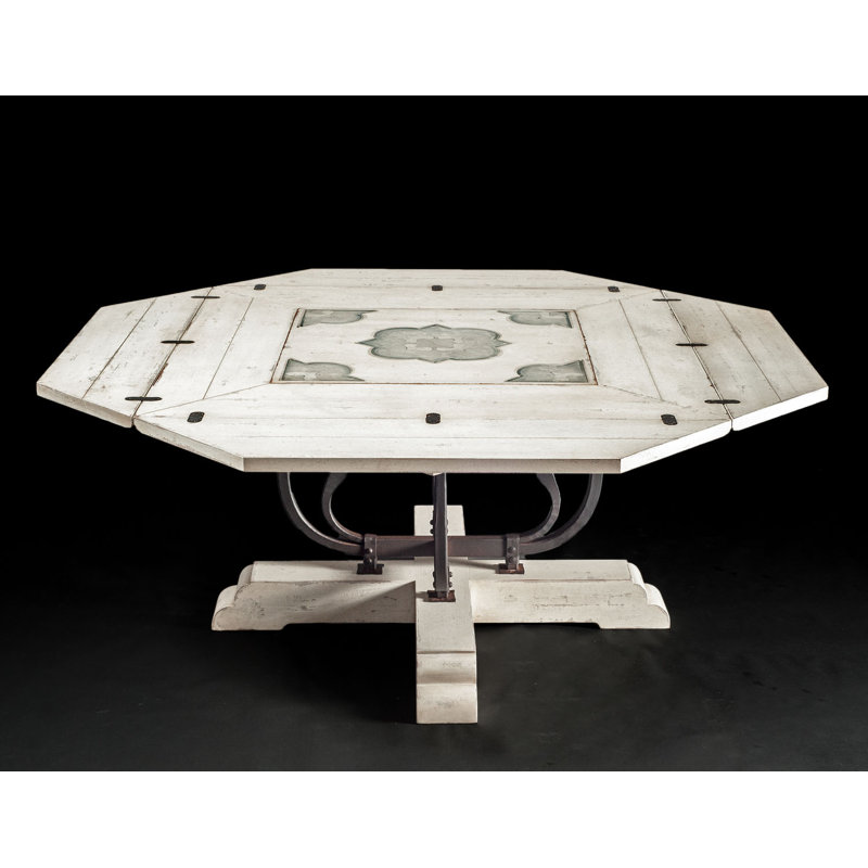 Table de salle à manger peinte