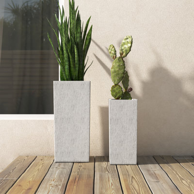 Eldert 2-Piece Lightweight Concrete Pot Planter Set