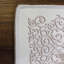 Tapis beige / rose en polyester tissé à la machine 4 pi 7 po x 7 pi 3 po Rectangle Maness