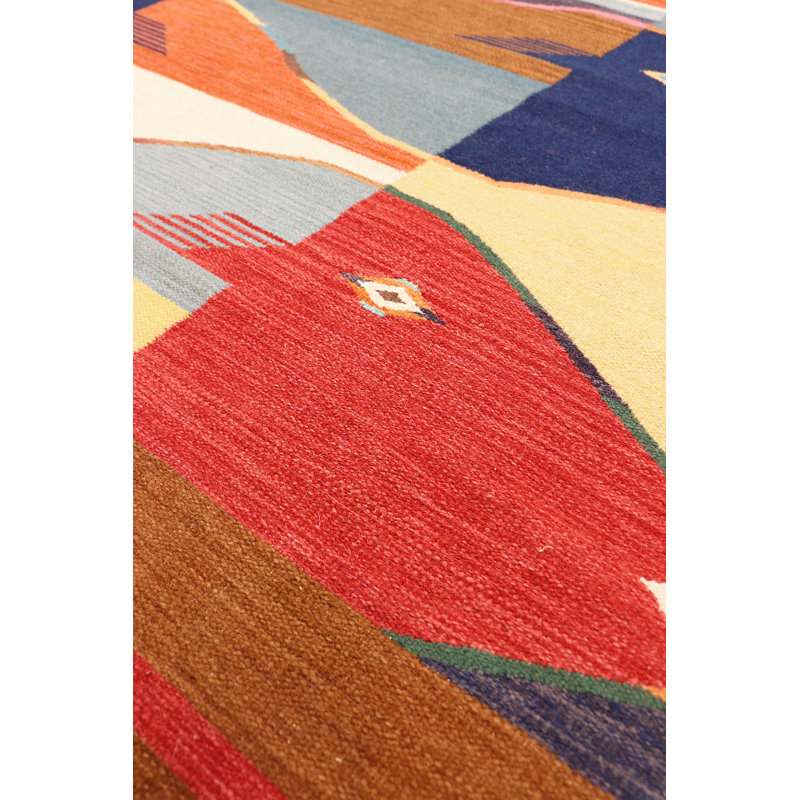 5'X8' Geometric Area Rug in Multi