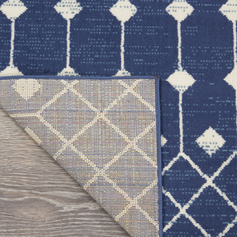 Tapis géométrique bleu marine / blanc Whanger, Tapis de couloir 2 pi 3 po x 7 pi 6 po
