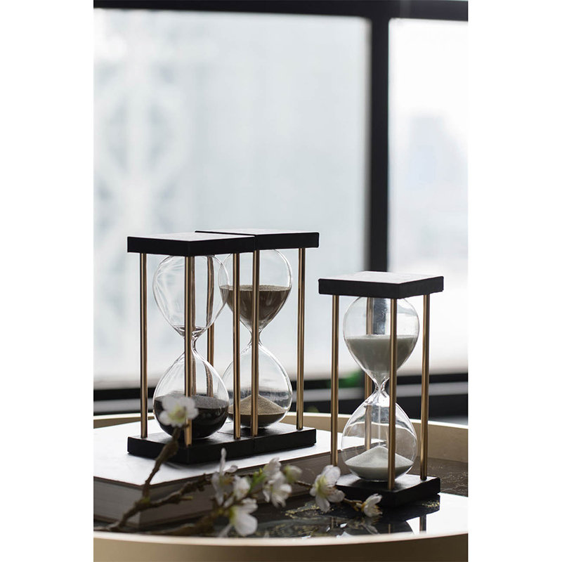 Cleobury Abstract Hourglass, Black/Gold