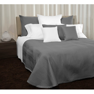 Letizia Coverlet
