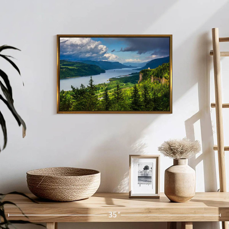 Columbia River Gorge View, 19 po x 13 po, Cadre flottant doré