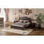Structure de lit double en bois pleine grandeur, lit plateforme de style rétro avec support en lattes de bois-165851586-165851587