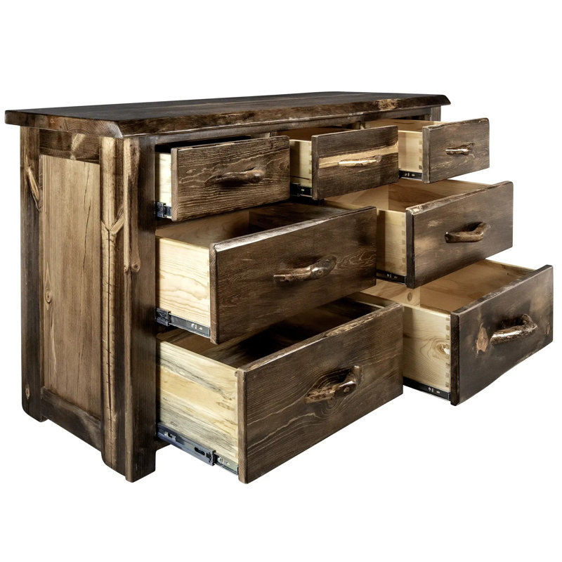 Commode 7 tiroirs Big Edge de la collection Big Sky, Teinture provinciale / laque transparente