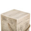 Table d'appoint carrée avec aspect bois réaliste et cordon tressé, idéale pour décorer les espaces intérieurs et extérieurs, sans assemblage, style rétro, design veiné, polyvalente.