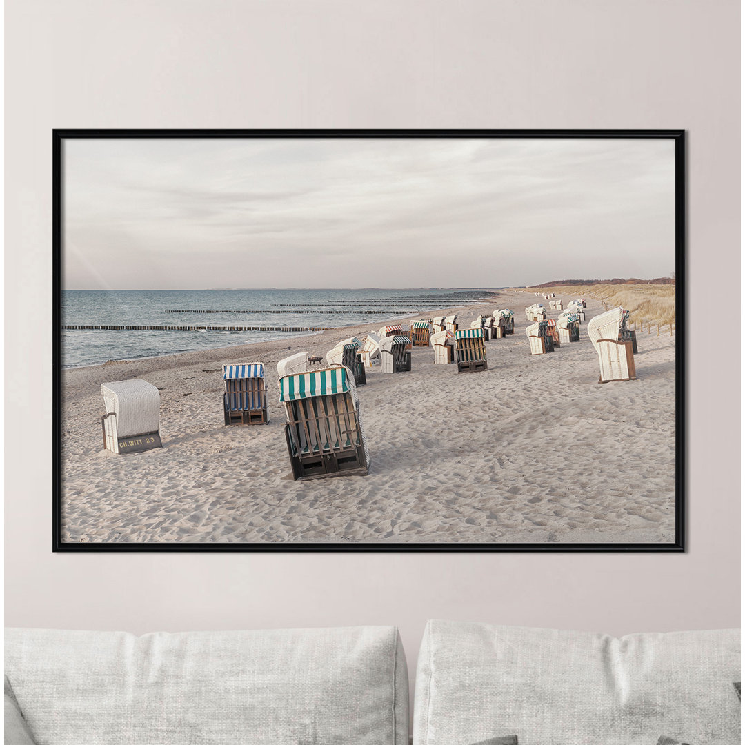 Gerahmtes Poster Baltic Beach Chairs