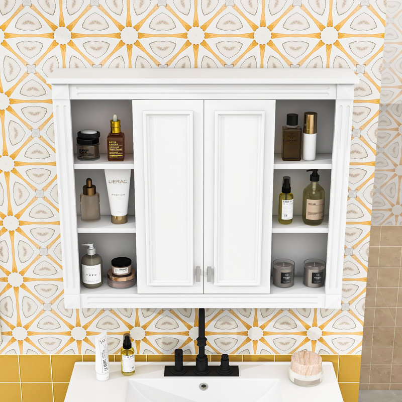 Pharmacie murale avec armoire de rangement et tablettes ouvertes