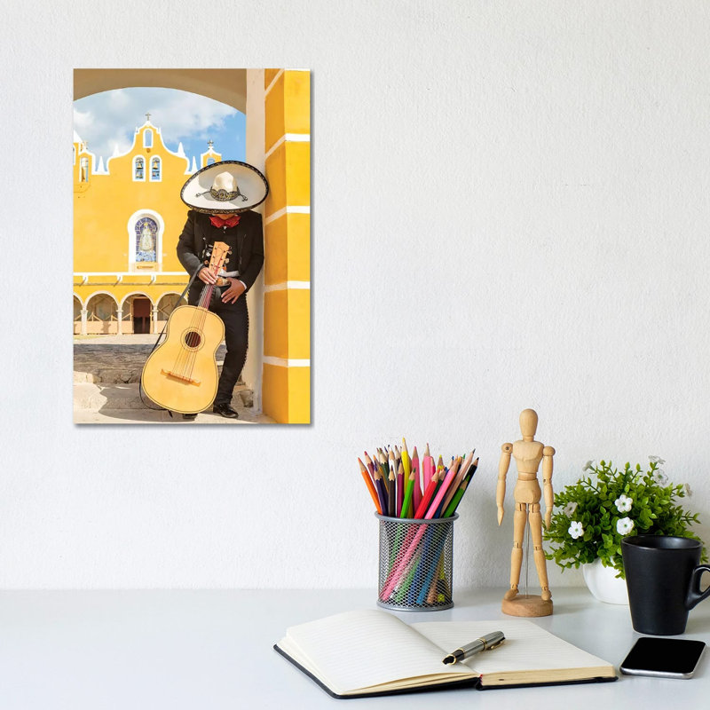 «Italian Mariachi» par Matteo Colombo - reproduction de photo, Toile tendue, Aucun mat, H 12 po x l 8 po x P 0,75 po