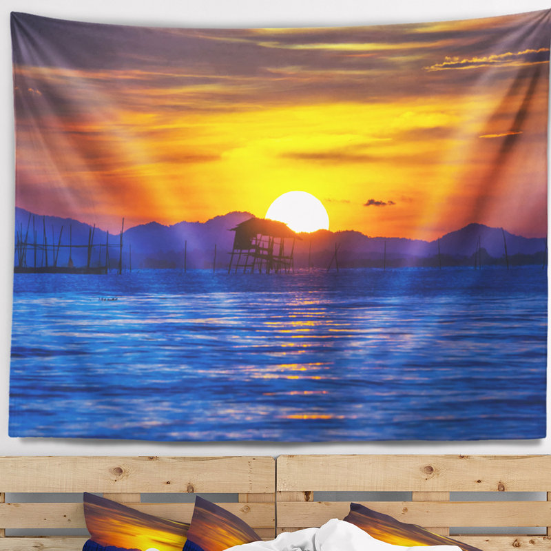 Pavillon marin en bois avec tapisserie marine, H 32 po x l 39 po