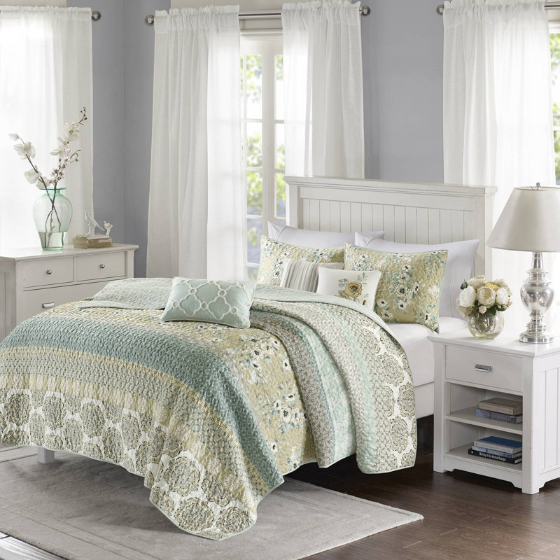 Ensemble de courtepointe en coton de 6 pièces avec coussins décoratifs Willa, Vert