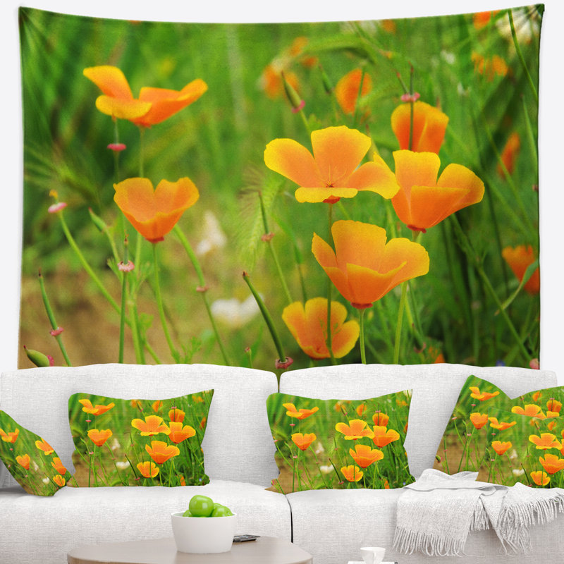 Tapisserie de fleurs de pavot jaune vif, H 68 po x l 80 po