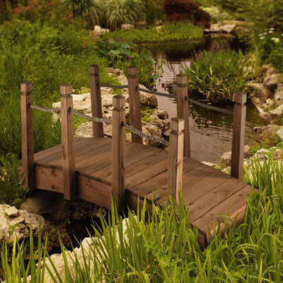Wood Garden Statue