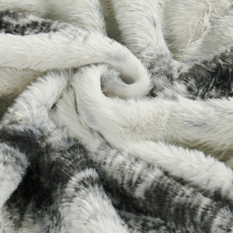 Citraka Faux Fur Animal Print 20" Throw Pillow Cover, Gray Flannel