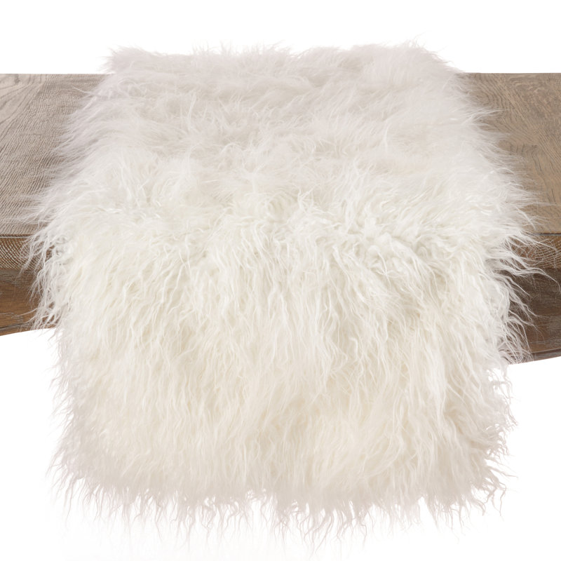 Chemin de table en fausse fourrure Ciacci, Ivoire ivoire, 108 po x 16 po