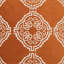 Coussin décoratif Niva, brodé damassé, velours orange brûlé 20 po