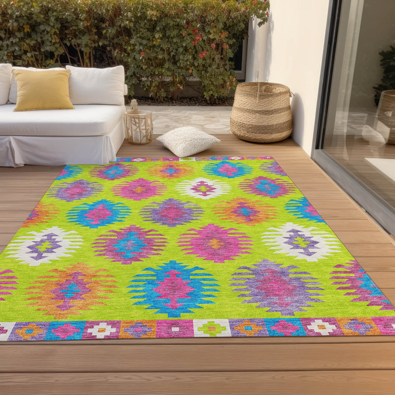 Chayden Washable Southwestern Indoor / Outdoor Rug, Rectangle 10' x 14'