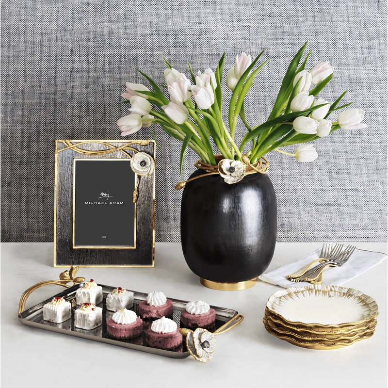 Anemone Handmade Porcelain Salad/Dessert Plate