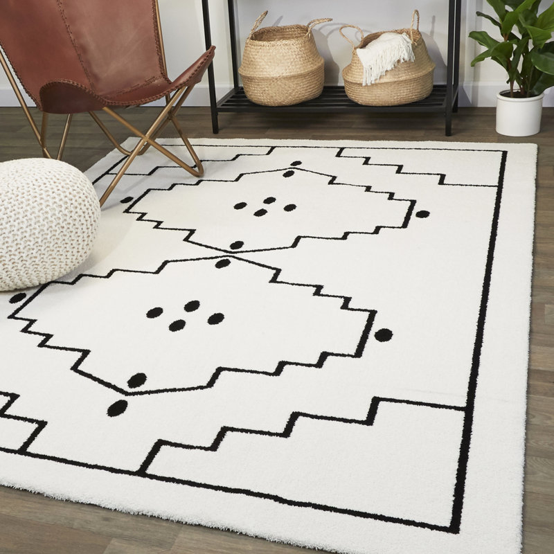 Kremer Geometric Indoor Rug, Rectangle 5'3" x 7'