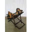 Statue en bronze grandeur nature d'une femme assise sur une chaise de plage Nifao Collection 64 po x 25 po x H 38 po