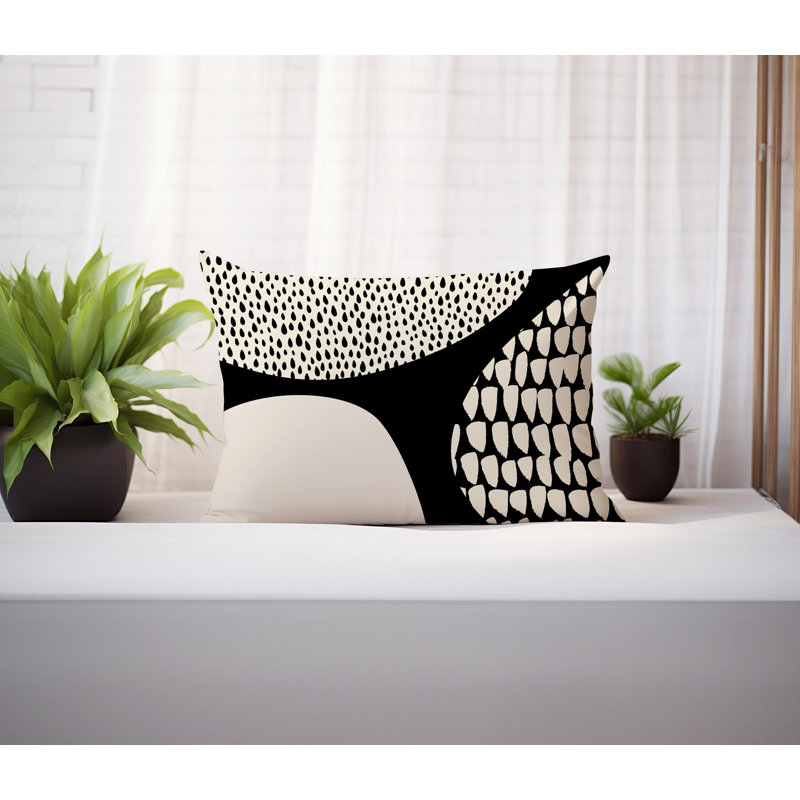 Coussin lombaire réversible intérieur / extérieur Vikka, H 18 po x l 25 po, Blanc cassé / noir