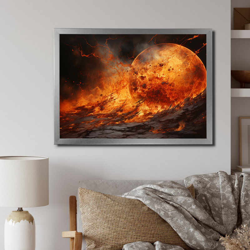 Planète Io Fiery II sur toile, H 12 po x l 20 po x P 1 po, Cadre photo argenté