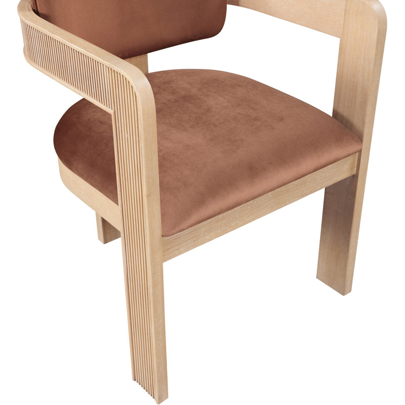 Chaise rembourrée Sacha Frink, Cognac velours, Naturel