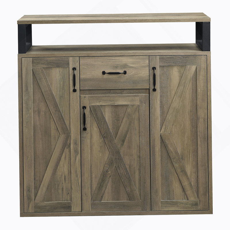 Armoire rustique 3 portes