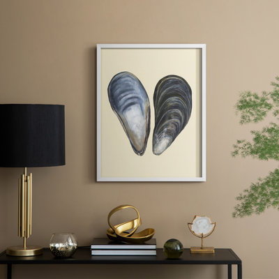 «Bivalve Shells I», reproduction encadrée - bois massif