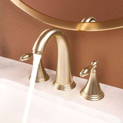 Robinet de salle de bain doré à 2 poignées - style espacé à 3 trous avec bonde escamotable et conduites d'alimentation en eau fabriquées à partir de matériaux de qualité pour une utilisation durable en acier inoxydable laiton doré