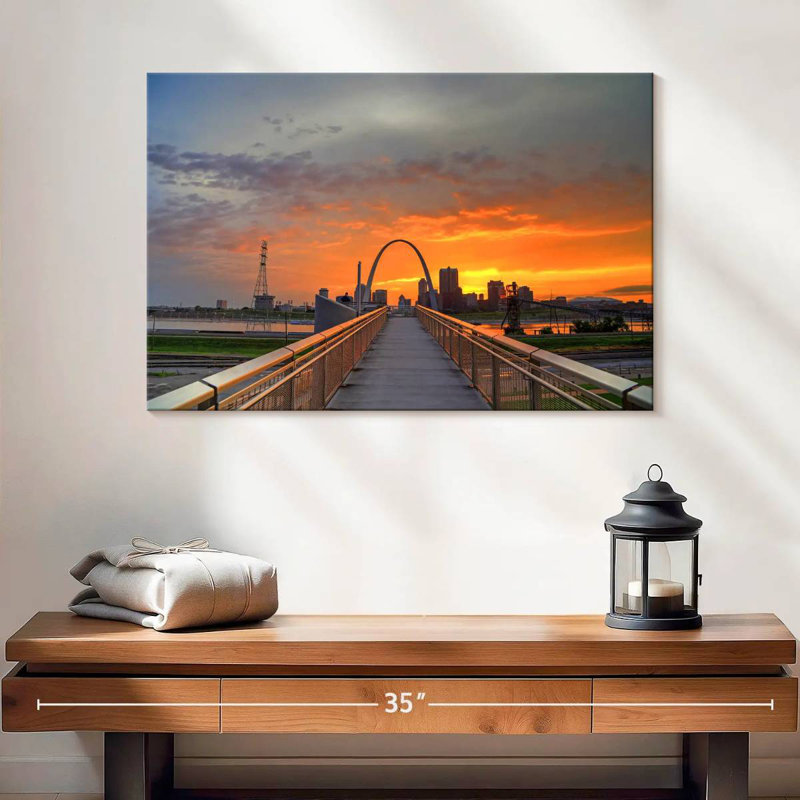 Lilie Way to St. Louis Arch, H 16 po x l 24 po