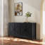 Armoire de rangement autoportante avec quatre tablettes ouvertes spacieuses, idéale pour organiser et embellir les maisons modernes et minimalistes