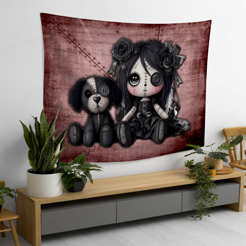 Tapisserie rouge Little Little Stitch Ups, H 60 po x l 80 po