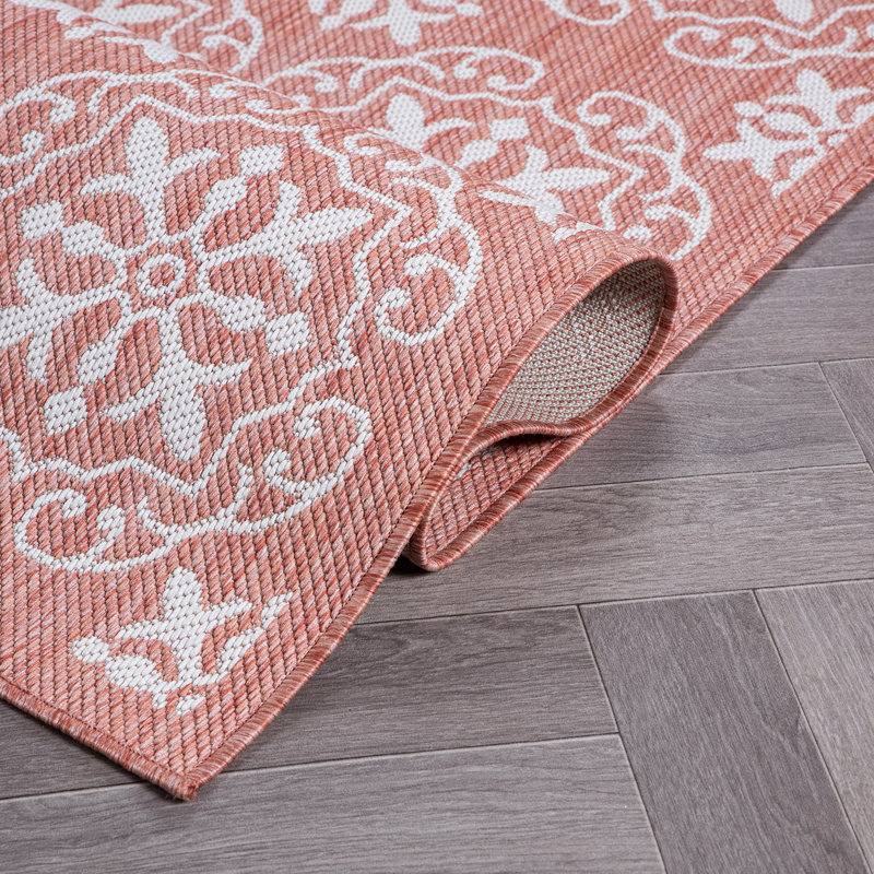 Chebia Geometric Terra/Cream Indoor & Outdoor Area Rug, Rectangle 5' x 7'