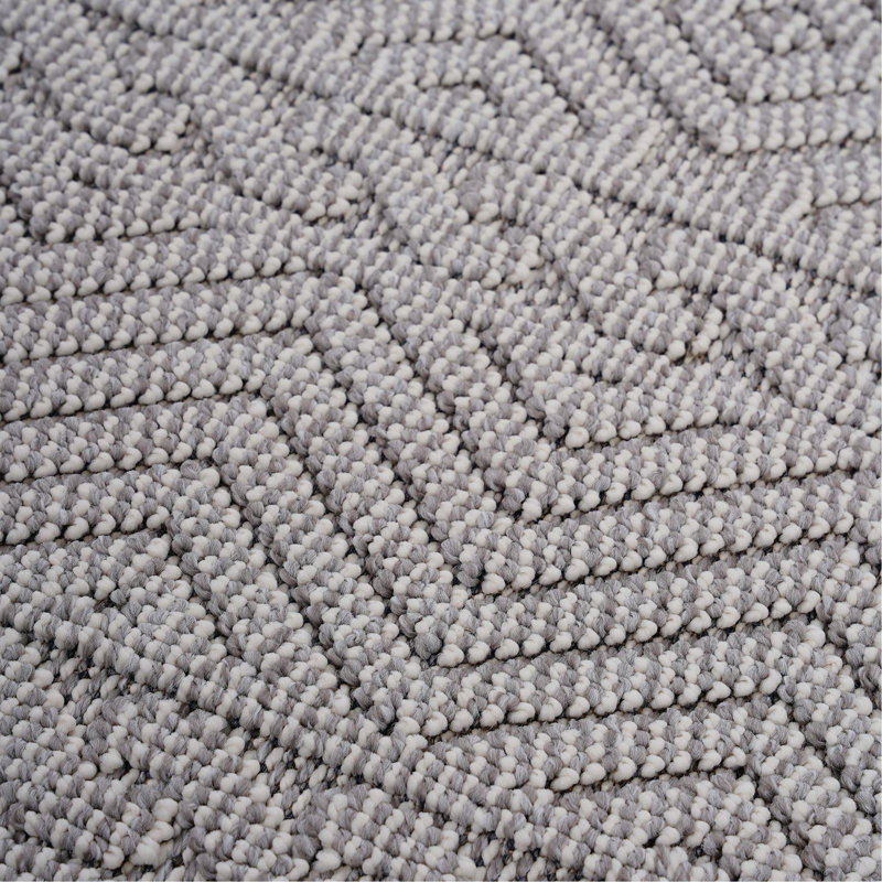 4X6 White / Geometric Indoor / Outdoor Area Rug, Rectangle 4' x 6'2"