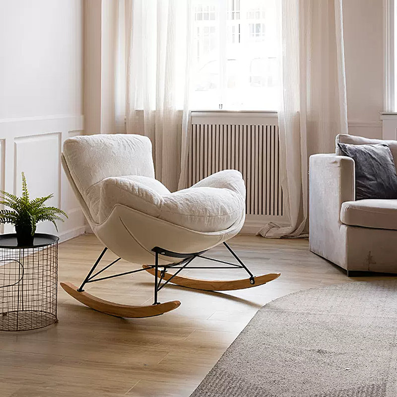 Chaise berçante moelleuse, Blanc