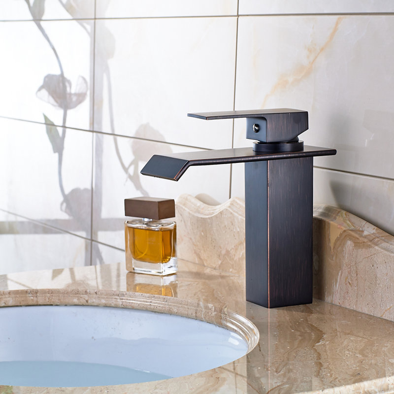 Single-handle Bathroom Faucet