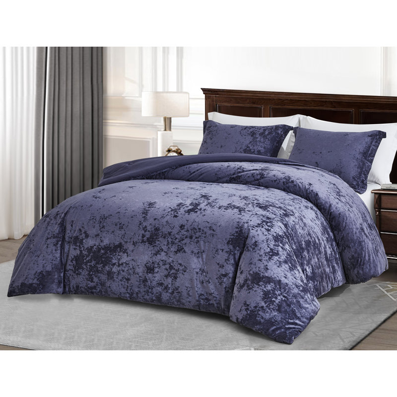 Lux Distressed Velvet Reversible Comforter Set, Queen Comforter + 2 Standard Shams, Black