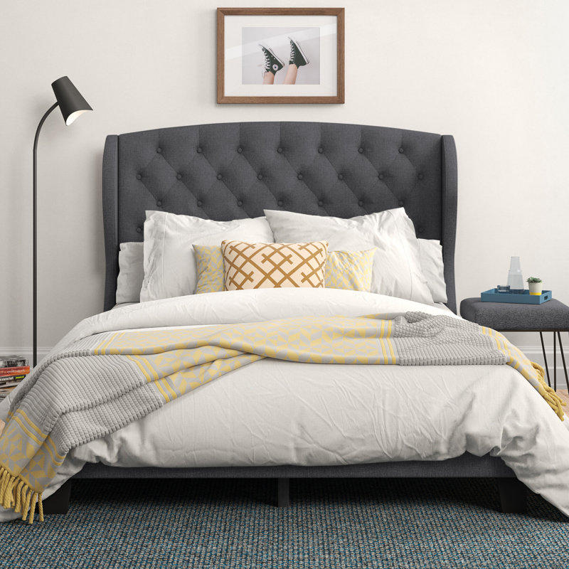 Charcoal Gray Queen Linen Upholstered Storage Bed with Tufted Headboard