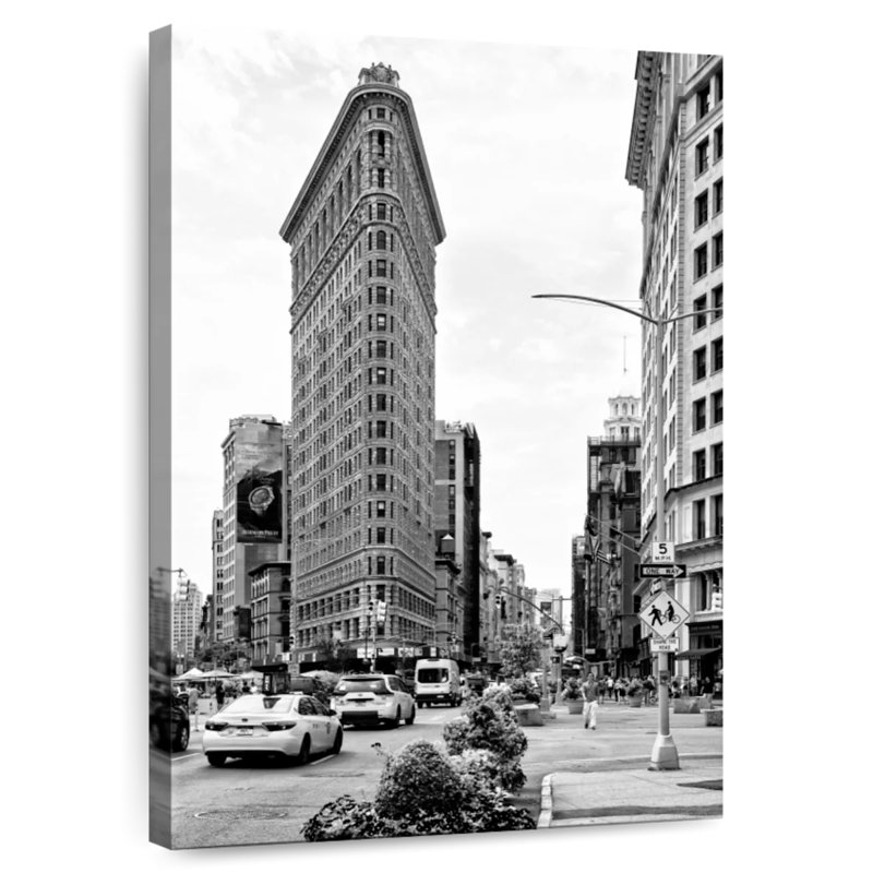 Siriron Manhattan Flatiron Building, H 39 po x l 26 po